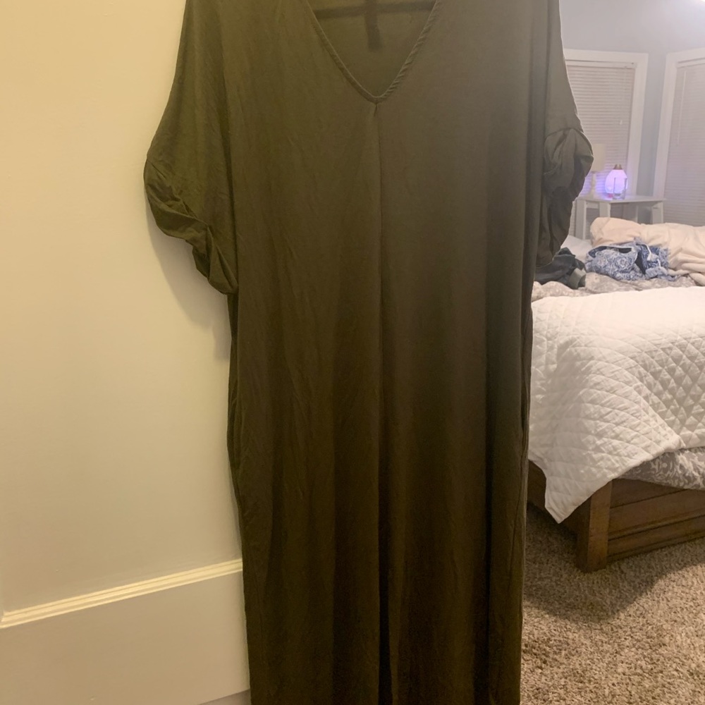 Army green Wishlist midi dress M/L